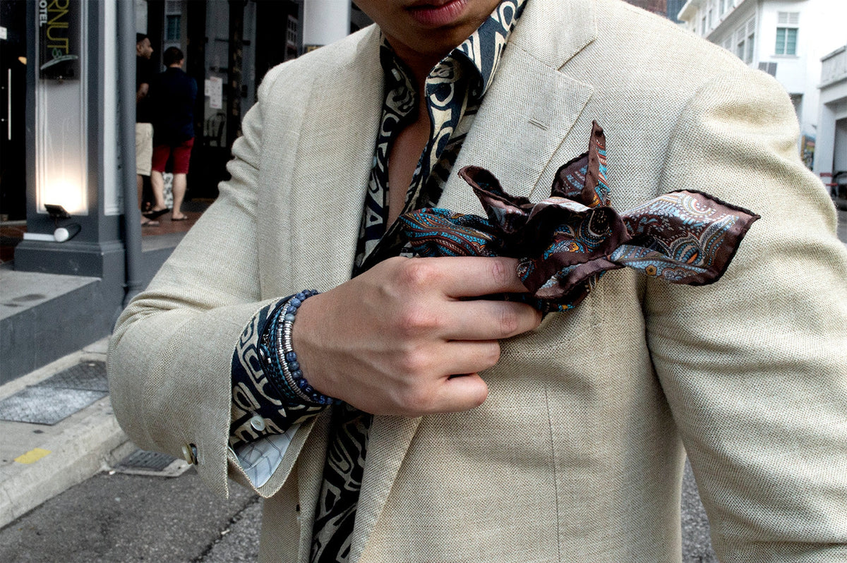 Expand your wardrobe – Wearing a pocket square gives the same suit a different look each day.