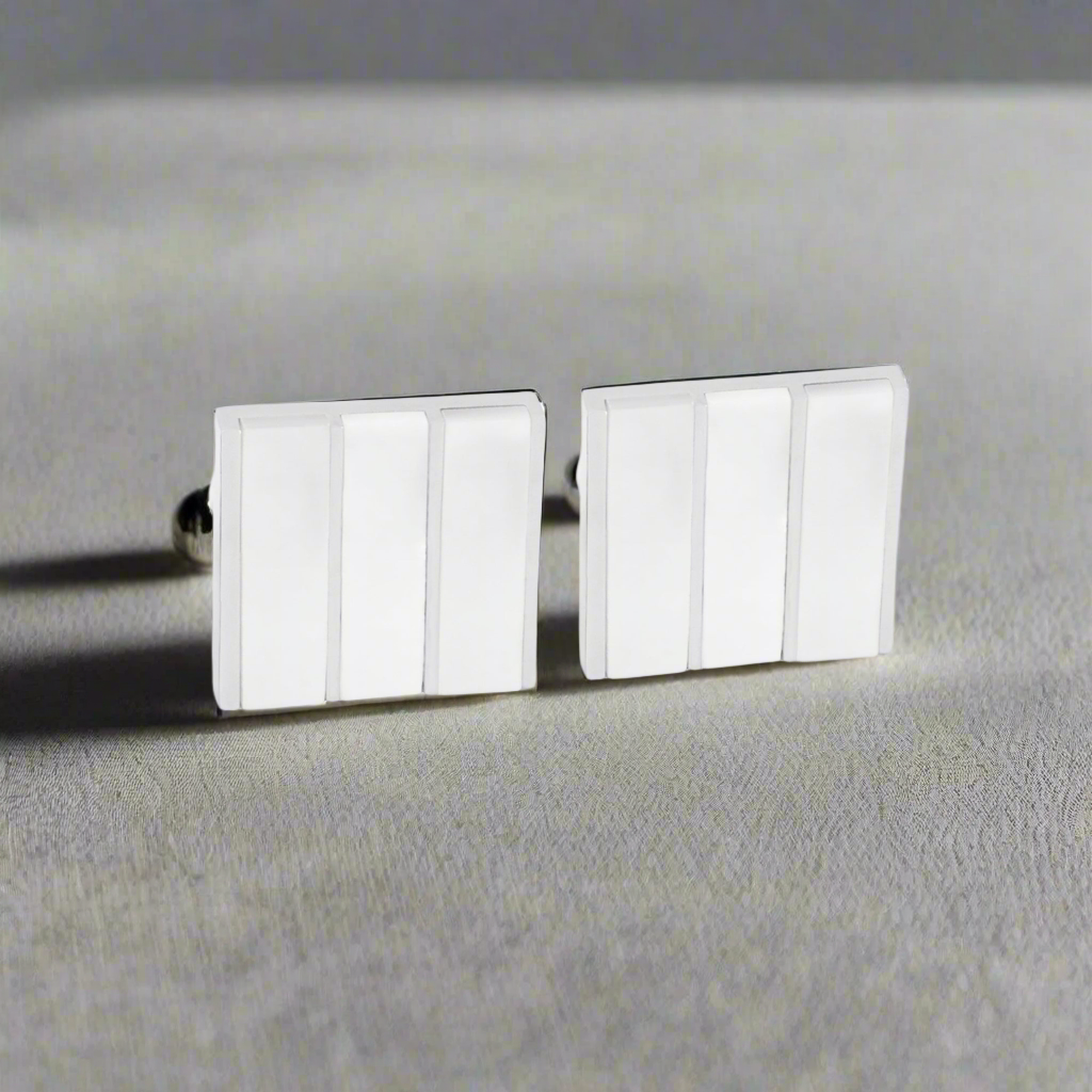Mother of Pearl Square Cufflinks (Online Exclusive)