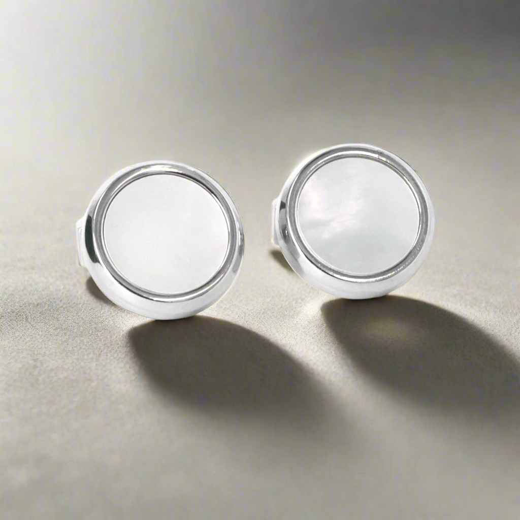 Azthom Round White Mother-of-Pearl Cufflinks