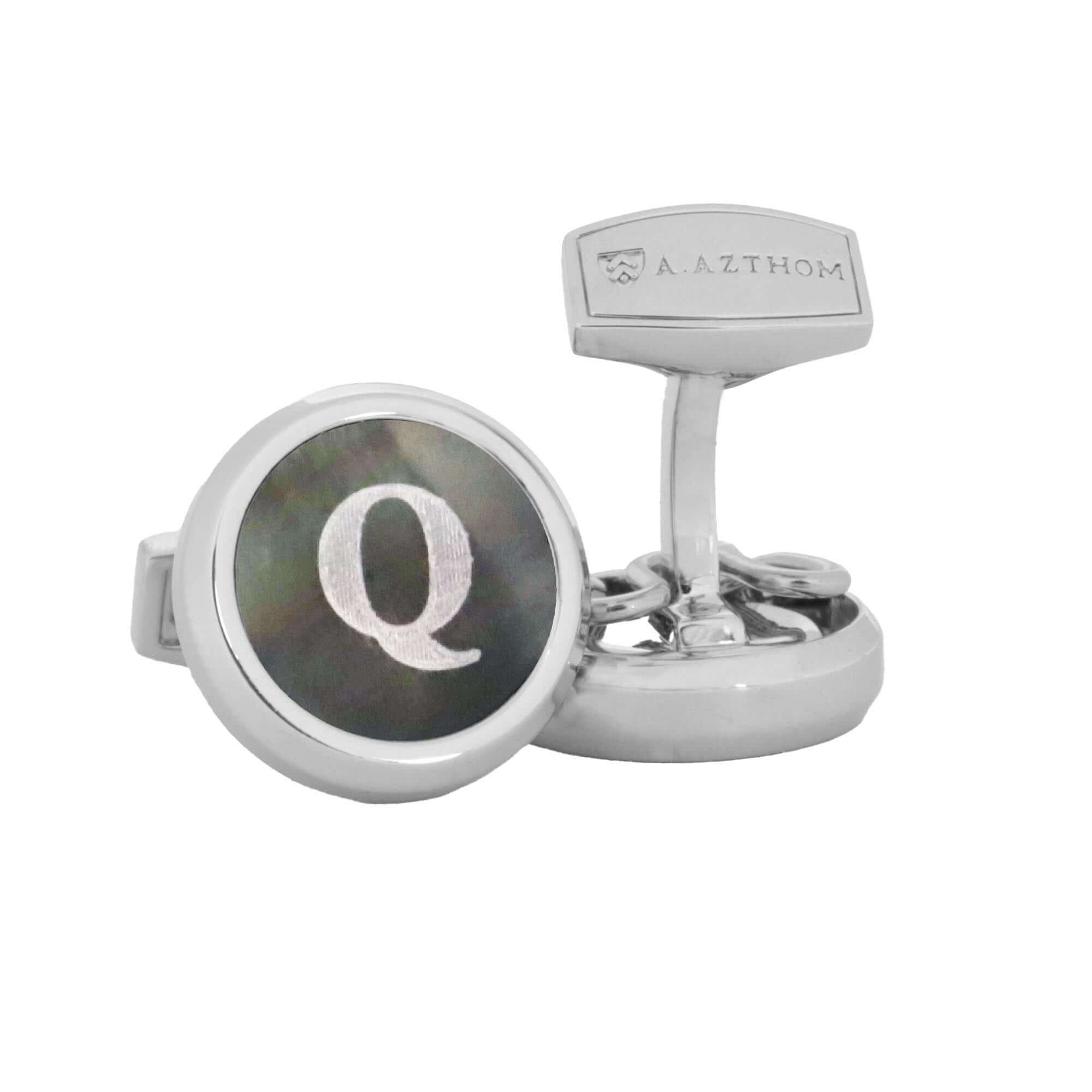 Monogram 蚀刻银袖扣带夹扣盖