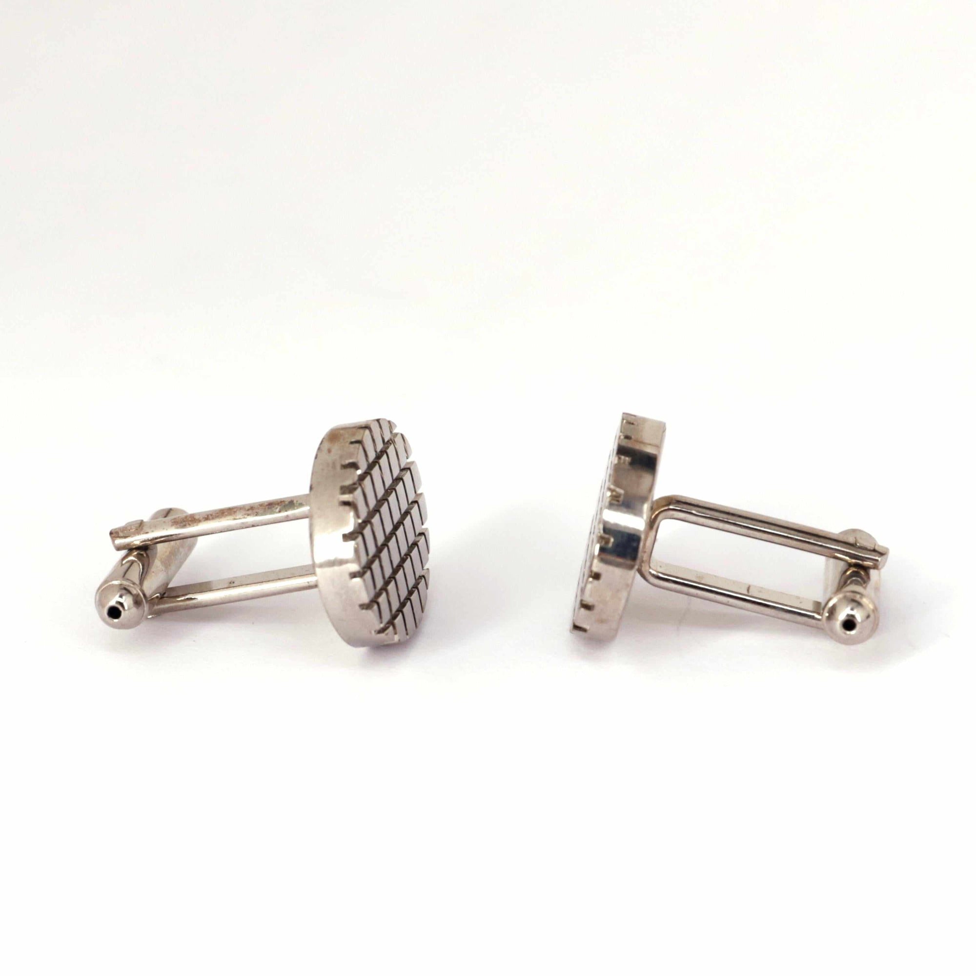 Oval Shaped Cufflinks with Check-Cufflinks.com.sg